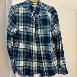 Old navy blue plaid button down flannel size M slim fit